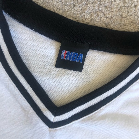 Limited Edition Lakers Sweater - Picture 3 of 4